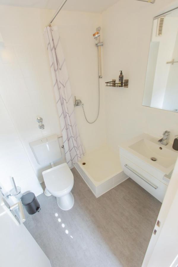 Neu Innenstadt Altstadt Apartment In Top Lage Von Koln Exterior foto
